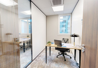 rent a day office in paris 3 marais republique place